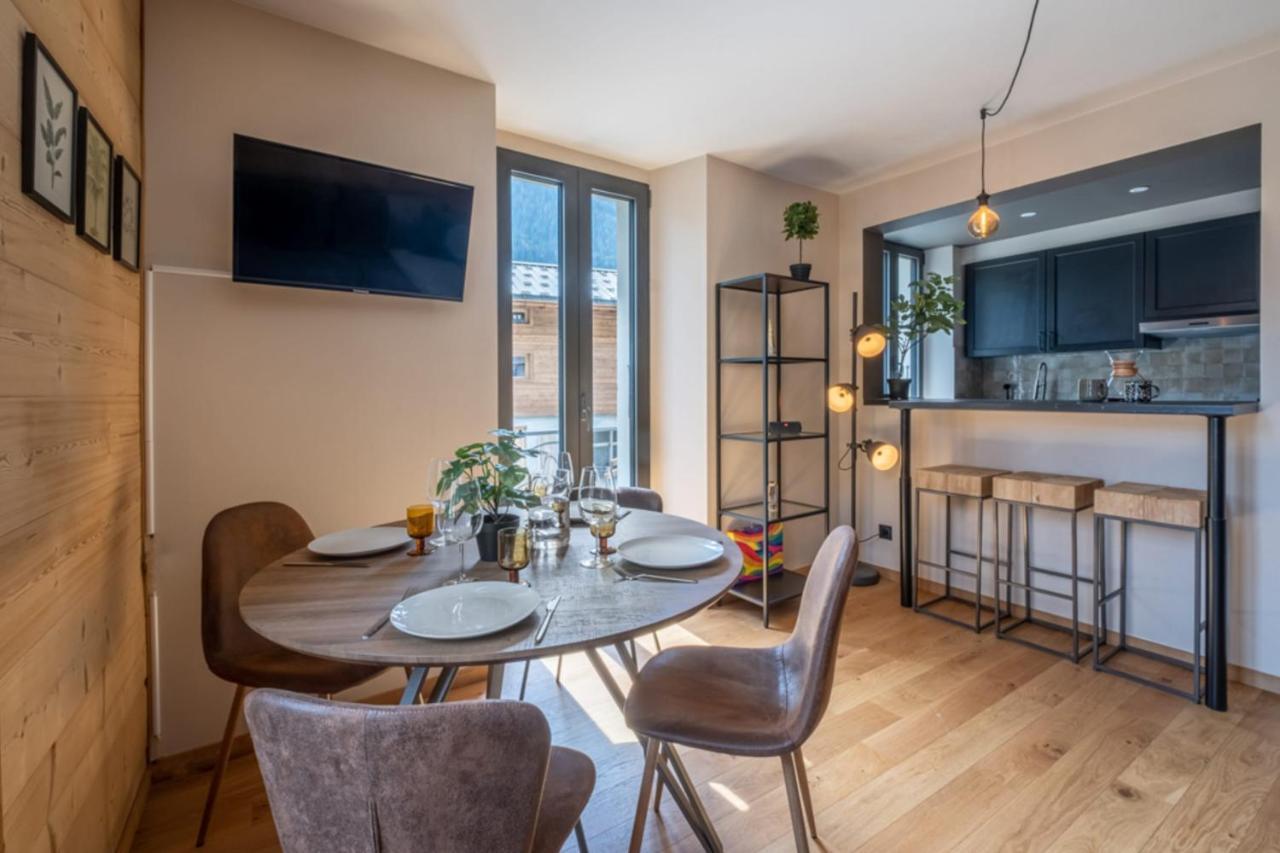 Newly Renovated Apartment With Mont Blanc View Chamonix Exterior foto